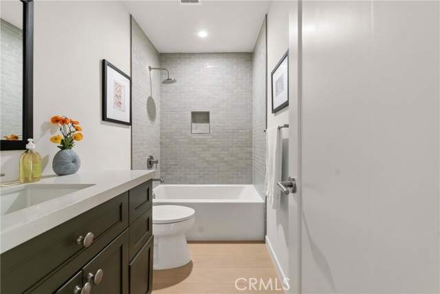 13007 Dewey Street, Los Angeles CA: https://media.crmls.org/medias/b12e47e4-a0dd-4ebf-a531-110091292b5c.jpg