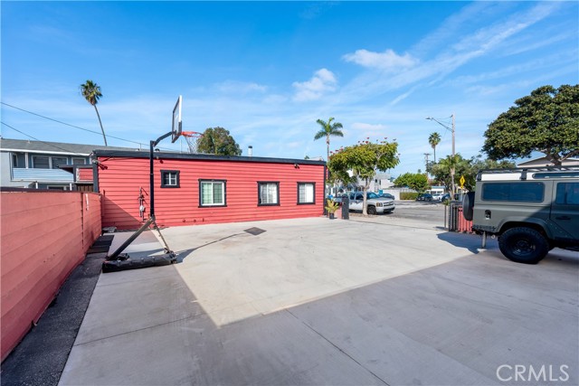 Detail Gallery Image 2 of 9 For 1400 Ocean, Seal Beach,  CA 90740 - – Beds | – Baths