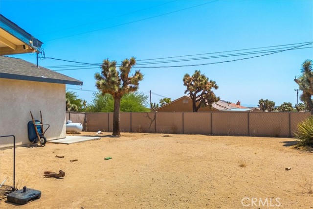 Detail Gallery Image 33 of 46 For 58583 Buena Vista Dr, Yucca Valley,  CA 92284 - 3 Beds | 2 Baths