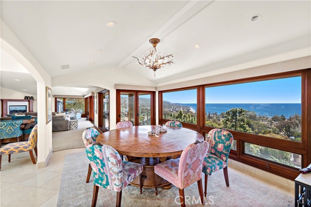 Detail Gallery Image 10 of 39 For 612 Allview Pl, Laguna Beach,  CA 92651 - 3 Beds | 3/1 Baths