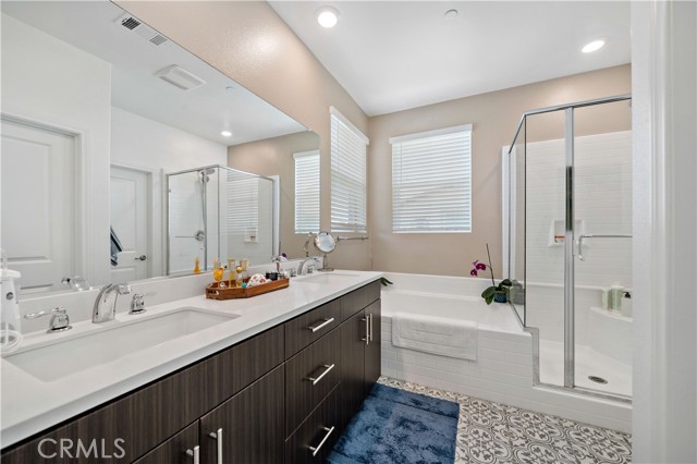 15210 Horizon Street, Fontana CA: https://media.crmls.org/medias/b130884f-4d56-4ea4-acd4-89799e0d063d.jpg