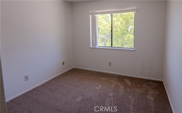 Image 17 of 21 For 22760 Mountain View Road