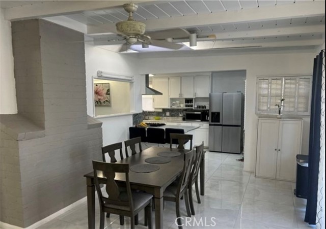 18763 Sunburst Street, Northridge CA: https://media.crmls.org/medias/b130e19d-7ee7-4ff4-bb5b-88c1110e1400.jpg