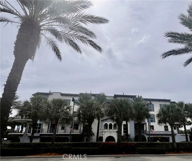 Detail Gallery Image 2 of 21 For 4511 El Mar Dr #307,  –,  FL 33308 - 2 Beds | 2 Baths