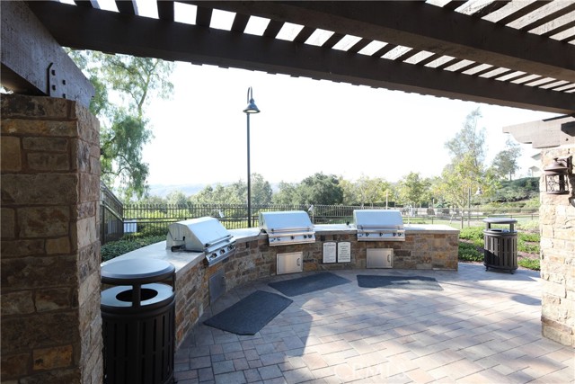 Detail Gallery Image 20 of 27 For 42 Acorn Ridge, Rancho Santa Margarita,  CA 92688 - 3 Beds | 2/1 Baths