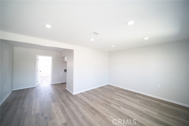 1336 W 118th Street, Los Angeles CA: https://media.crmls.org/medias/b1315a3a-835b-4fe5-9e61-9a55cf0e4d5a.jpg