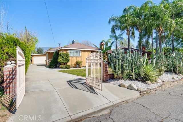 Detail Gallery Image 2 of 21 For 640 W 29th, San Bernardino,  CA 92405 - 2 Beds | 1 Baths