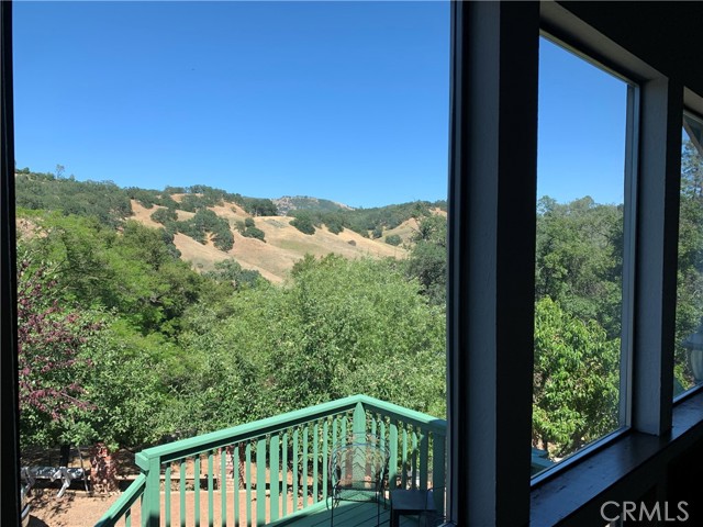 Detail Gallery Image 10 of 16 For 18683 Morgan Valley Rd, Lower Lake,  CA 95457 - 4 Beds | 3 Baths