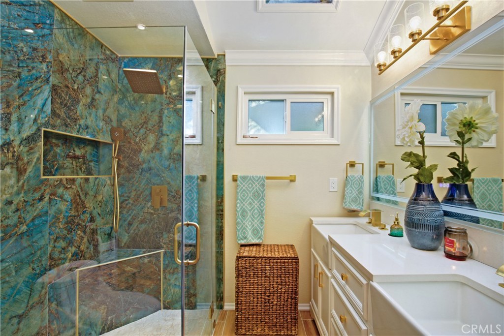 MLS #DW23143283 image #12