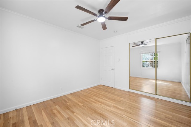 Detail Gallery Image 17 of 34 For 17429 Burbank Bld, Encino,  CA 91316 - 3 Beds | 2 Baths