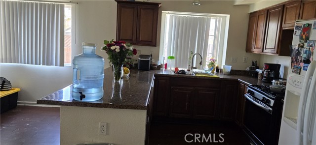 Detail Gallery Image 3 of 4 For 25651 Dracaea Ave, Moreno Valley,  CA 92553 - 4 Beds | 2 Baths