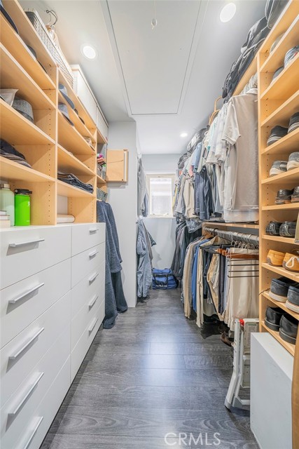 Walk in closet