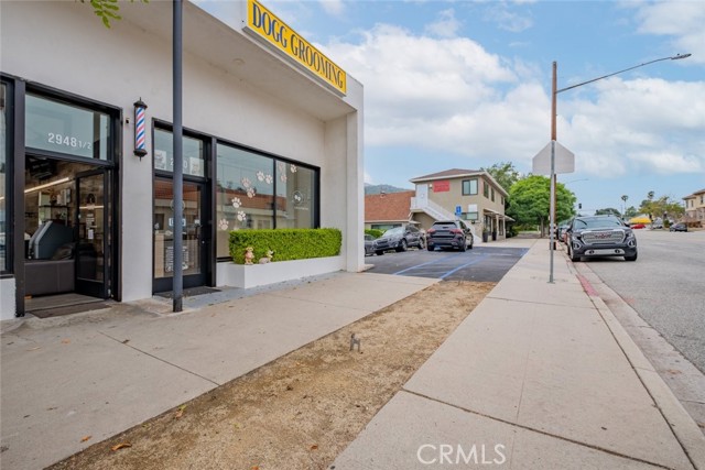 2950 Honolulu Avenue, La Crescenta CA: https://media.crmls.org/medias/b137135e-bf8c-49c4-bc96-3866a88e2fed.jpg