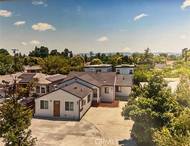 Detail Gallery Image 8 of 9 For 18654 Runnymede St., Reseda,  CA 91335 - 2 Beds | 1 Baths