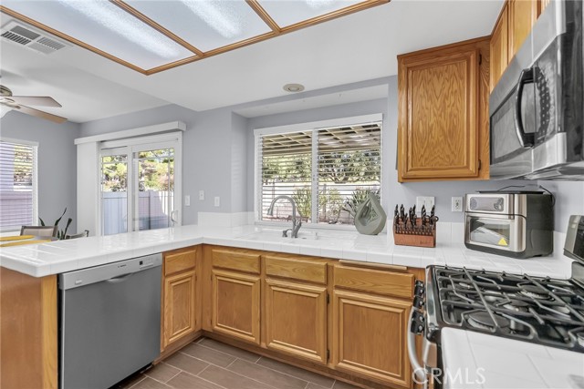 Detail Gallery Image 12 of 51 For 10205 Feldspar Dr, Mentone,  CA 92359 - 3 Beds | 2/1 Baths