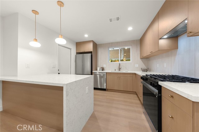 Detail Gallery Image 17 of 31 For 952 Cheyenne, Costa Mesa,  CA 92626 - 4 Beds | 2 Baths