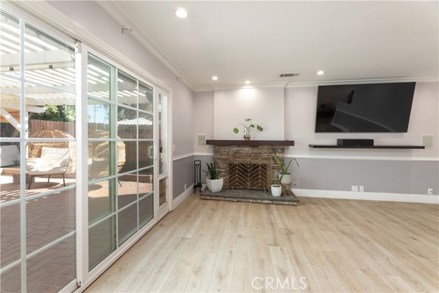 19922 Carmania Lane, Huntington Beach CA: https://media.crmls.org/medias/b13934e3-06b4-479a-aa8d-c657cb2cd6dd.jpg