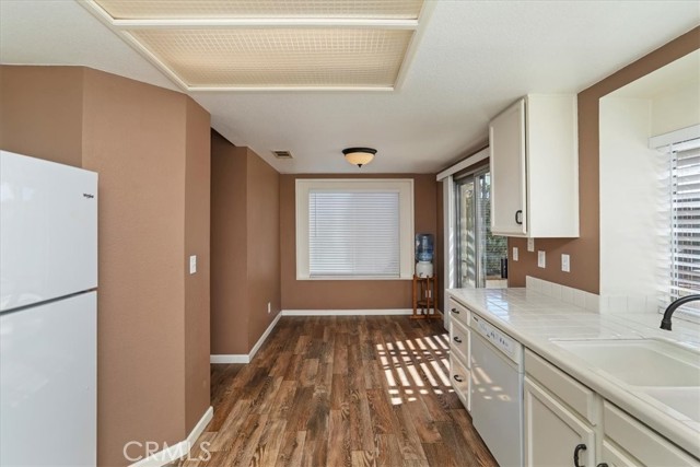 Detail Gallery Image 16 of 41 For 27025 Rock Bluff, Temecula,  CA 92591 - 4 Beds | 2/1 Baths