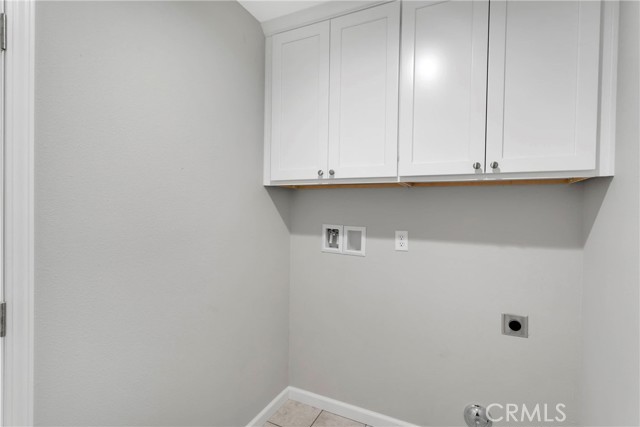 Detail Gallery Image 18 of 33 For 8569 Oakwood Ave, Hesperia,  CA 92345 - 4 Beds | 2/1 Baths