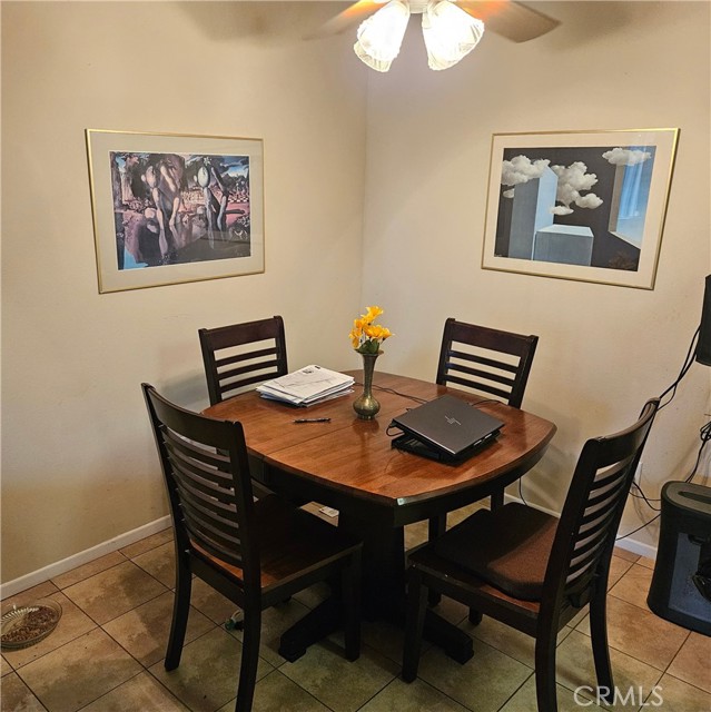 Detail Gallery Image 5 of 13 For 2265 Bradford Ave #415,  Highland,  CA 92346 - 1 Beds | 1 Baths