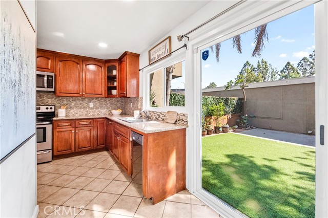 Detail Gallery Image 14 of 54 For 7081 Fulton Way, Stanton,  CA 90680 - 4 Beds | 2 Baths
