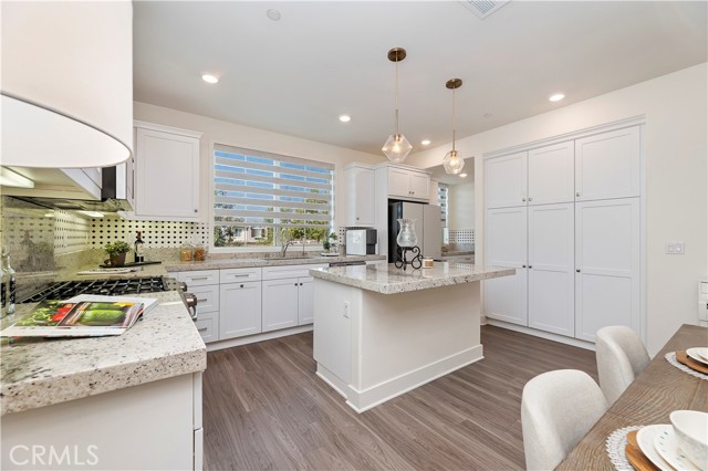 Detail Gallery Image 15 of 37 For 18287 Iris Ln, Yorba Linda,  CA 92886 - 4 Beds | 3/1 Baths