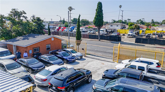 1523 Nadeau Street, Los Angeles, California 90001, ,Commercial Sale,For Sale,1523 Nadeau Street,CRDW24127657
