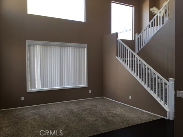 Detail Gallery Image 5 of 51 For 609 Raphael Dr, Corona,  CA 92882 - 4 Beds | 2/1 Baths