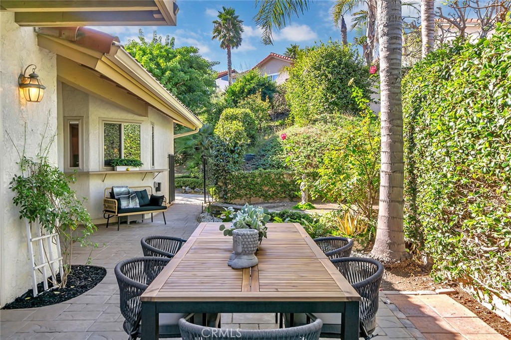 MLS #OC25257716 image #12