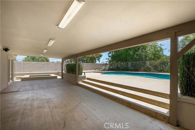 17206 Nugent Place, Granada Hills CA: https://media.crmls.org/medias/b13c82a3-051e-456a-a056-cb9a36c56f6c.jpg