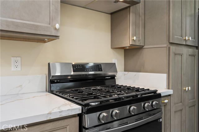 11747 Hollyview Drive, La Mirada CA: https://media.crmls.org/medias/b13e41c1-c80e-4633-ac3d-c682132c3d95.jpg