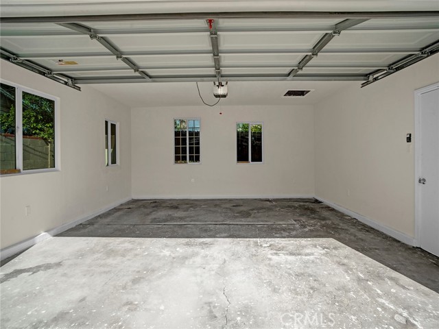 17425 Los Alimos Street, Granada Hills CA: https://media.crmls.org/medias/b13e76ca-5b89-4a85-ac62-ddd18d181680.jpg