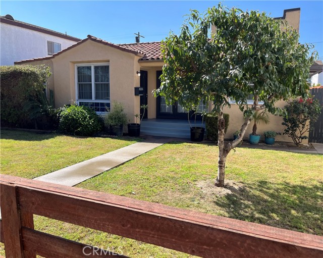 Detail Gallery Image 3 of 26 For 332 E South St, Long Beach,  CA 90805 - 2 Beds | 1 Baths