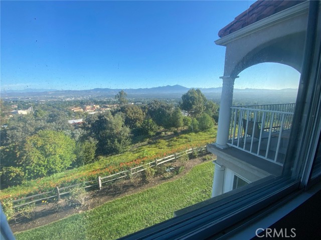 MLS# OC24038786