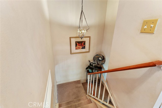 Detail Gallery Image 36 of 56 For 19852 Pandy Ct, Canyon Country,  CA 91351 - 3 Beds | 2/1 Baths