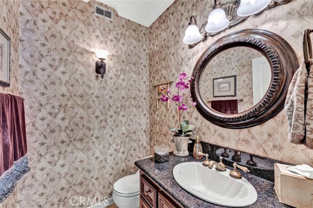 Detail Gallery Image 27 of 75 For 10302 Broadview Place, North Tustin,  CA 92705 - 5 Beds | 4/1 Baths