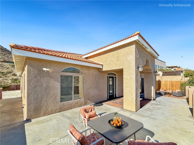 57466 Buena Suerte Road, Yucca Valley CA: https://media.crmls.org/medias/b140aa64-be55-4302-ab5f-6b5af6d7d3a5.jpg