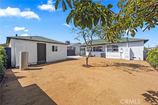 Detail Gallery Image 23 of 28 For 1616 W 108th, Los Angeles,  CA 90047 - 3 Beds | 2 Baths