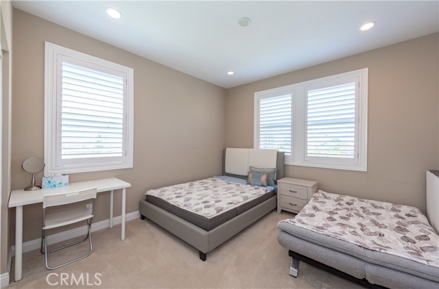 Detail Gallery Image 20 of 47 For 102 Diamondback, Irvine,  CA 92618 - 4 Beds | 4 Baths