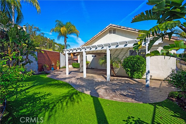 Detail Gallery Image 2 of 58 For 22733 Inspiration, Canyon Lake,  CA 92587 - 4 Beds | 2/1 Baths