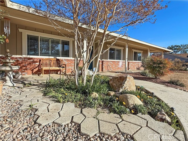 Detail Gallery Image 4 of 21 For 7721 Langdon Ave, Hesperia,  CA 92345 - 3 Beds | 2 Baths