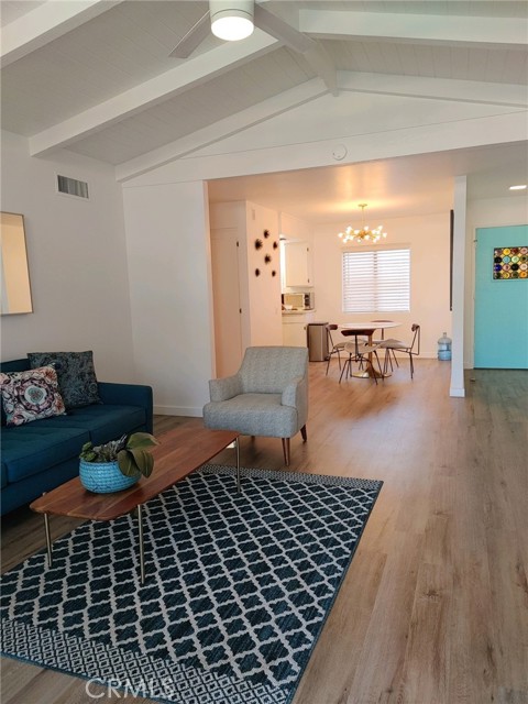 Detail Gallery Image 2 of 32 For 1421 N Sunrise, Palm Springs,  CA 92262 - 3 Beds | 2 Baths