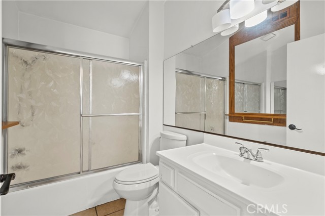 529 Hilltop, Palmdale CA: https://media.crmls.org/medias/b144f604-c28c-431c-97f4-70de3f776a75.jpg