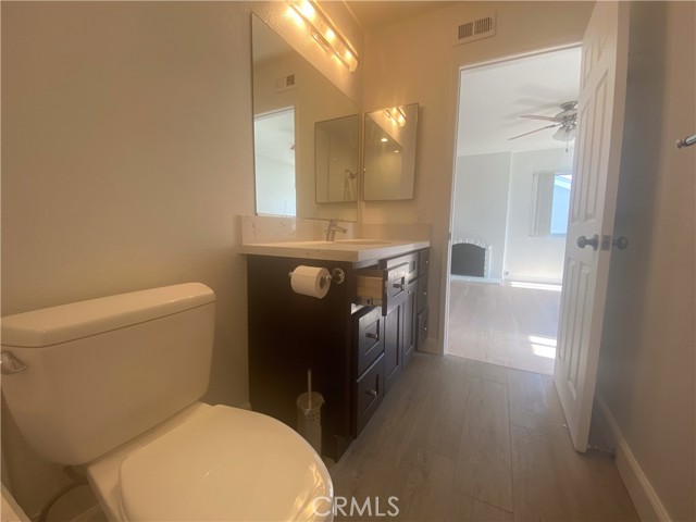 Detail Gallery Image 27 of 37 For 17402 Brooklyn Ave, Yorba Linda,  CA 92886 - 3 Beds | 2/1 Baths