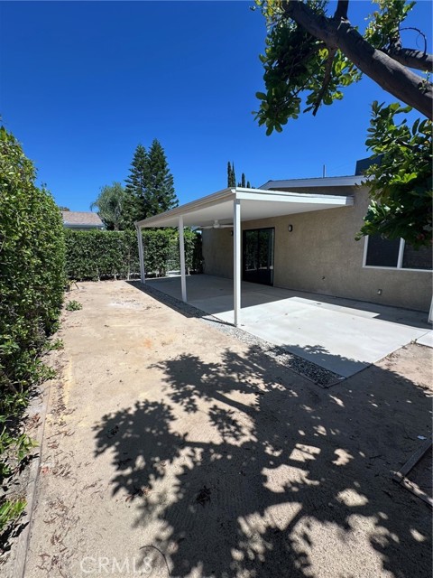 17223 Kingsbury Street, Granada Hills CA: https://media.crmls.org/medias/b145fe2a-e60f-4bda-a61f-71922b43e27b.jpg