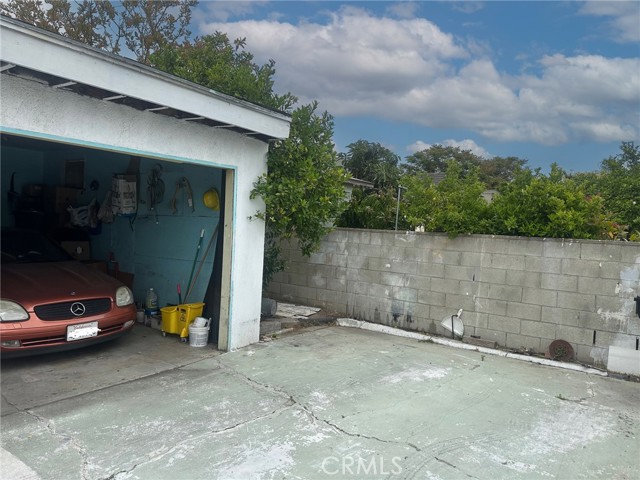 3743 W 112th Street, Inglewood CA: https://media.crmls.org/medias/b146814e-8655-4b0b-bcde-94c01b1fb452.jpg