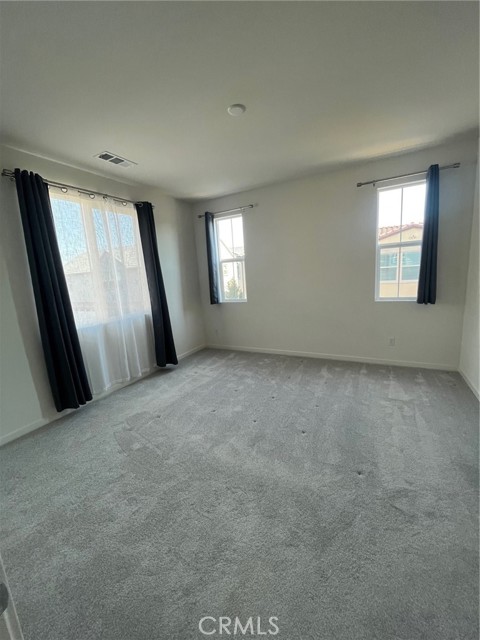 16040 Jamie Lane, Fontana CA: https://media.crmls.org/medias/b146b599-857e-46ae-880c-bfd95a2f404b.jpg