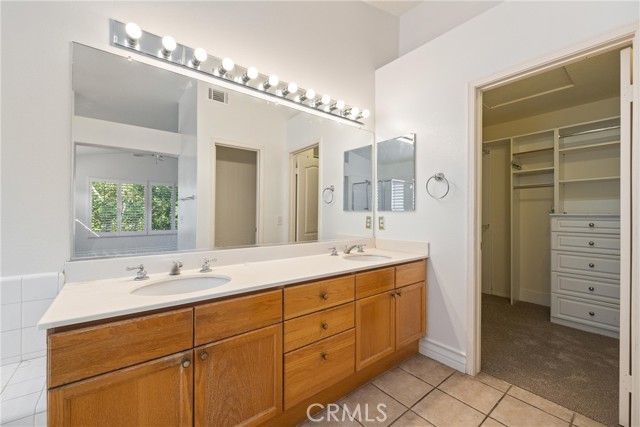 Detail Gallery Image 19 of 25 For 554 N Pageant Dr a,  Orange,  CA 92869 - 3 Beds | 2/1 Baths