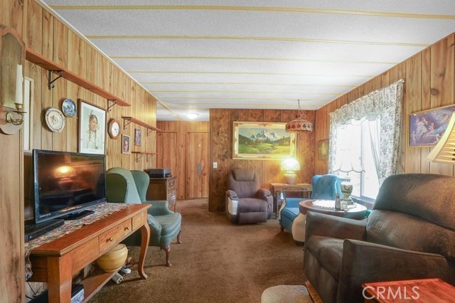 Detail Gallery Image 4 of 22 For 820 Canyon Dr, Lebec,  CA 93243 - 3 Beds | 2 Baths