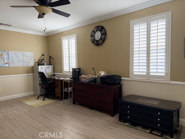 https://media.crmls.org/medias/b1476e3c-4393-48c3-bc0c-eb65bbce3b96.jpg?preset=X-Large